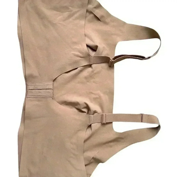 Skims Naked Scoop Bralette - Picture 4 of 5